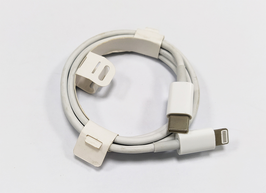 蘋果充電線生產廠家，聯鑫德誠數據線定制工廠