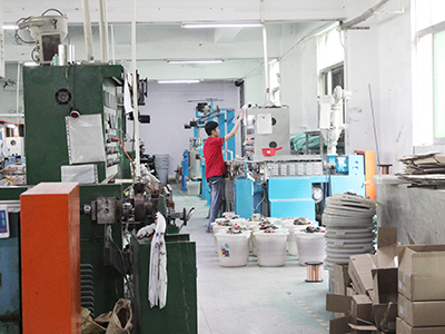 手機(jī)數(shù)據(jù)線所帶來(lái)的環(huán)境污染問(wèn)題